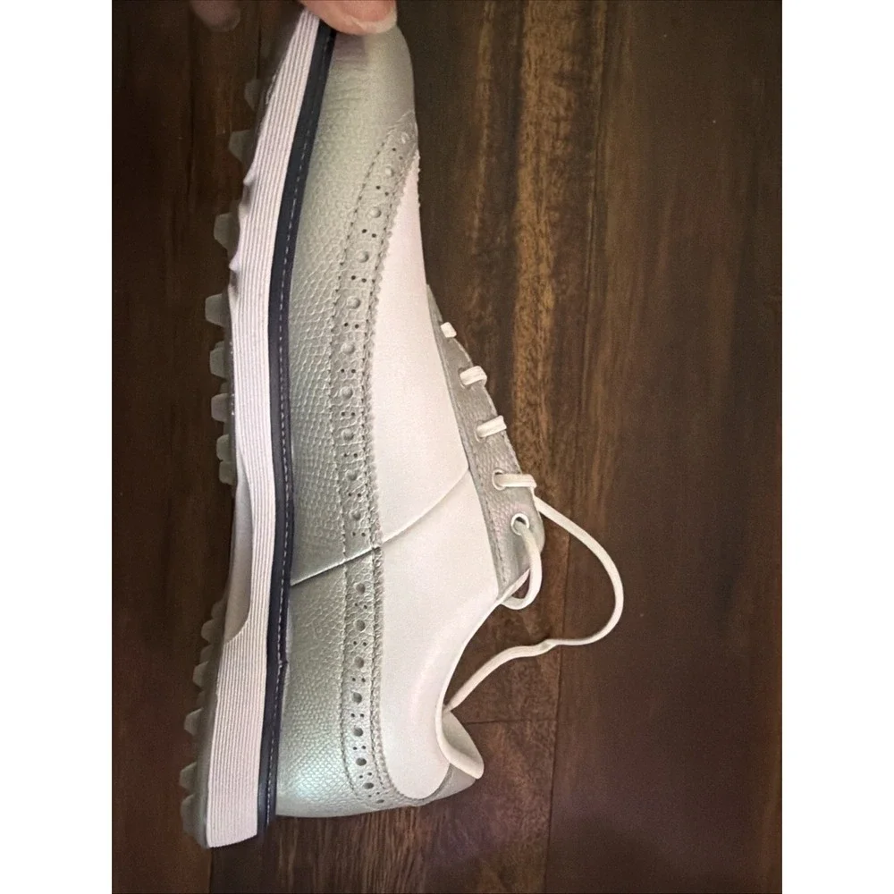 New Adidas Womens MC Zoysia Spikeless Golf Shoes Size 6.5 White Navy Silver